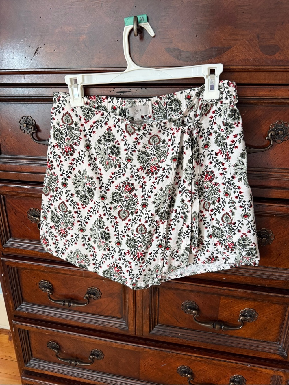 LOFT White Floral Tie-Waist High-Rise Women’s Shorts